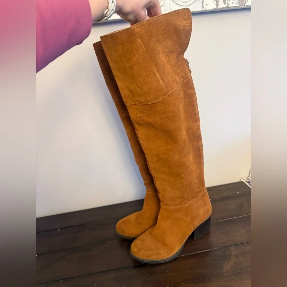 Steve Madden Orabela Brown Suede Knee High Boots Size 8.5